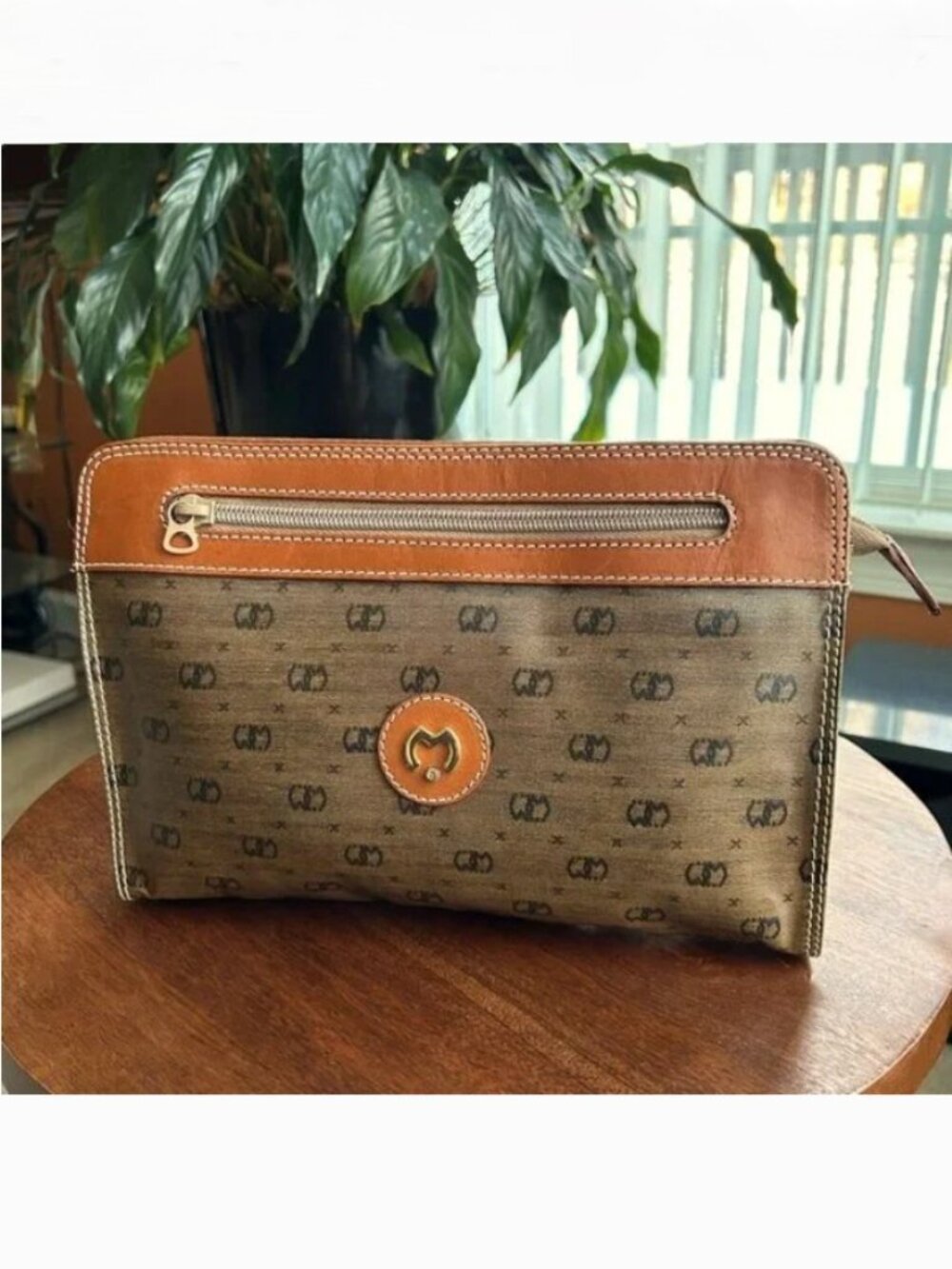 MILA SCHON Clutch Pouch Taupe Brown